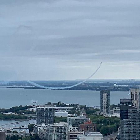 토론토 Magnificient View Next Cn Tower/Rogers/Union/Mtcc 아파트 외부 사진