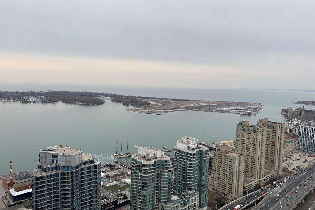 토론토 Magnificient View Next Cn Tower/Rogers/Union/Mtcc 아파트 외부 사진