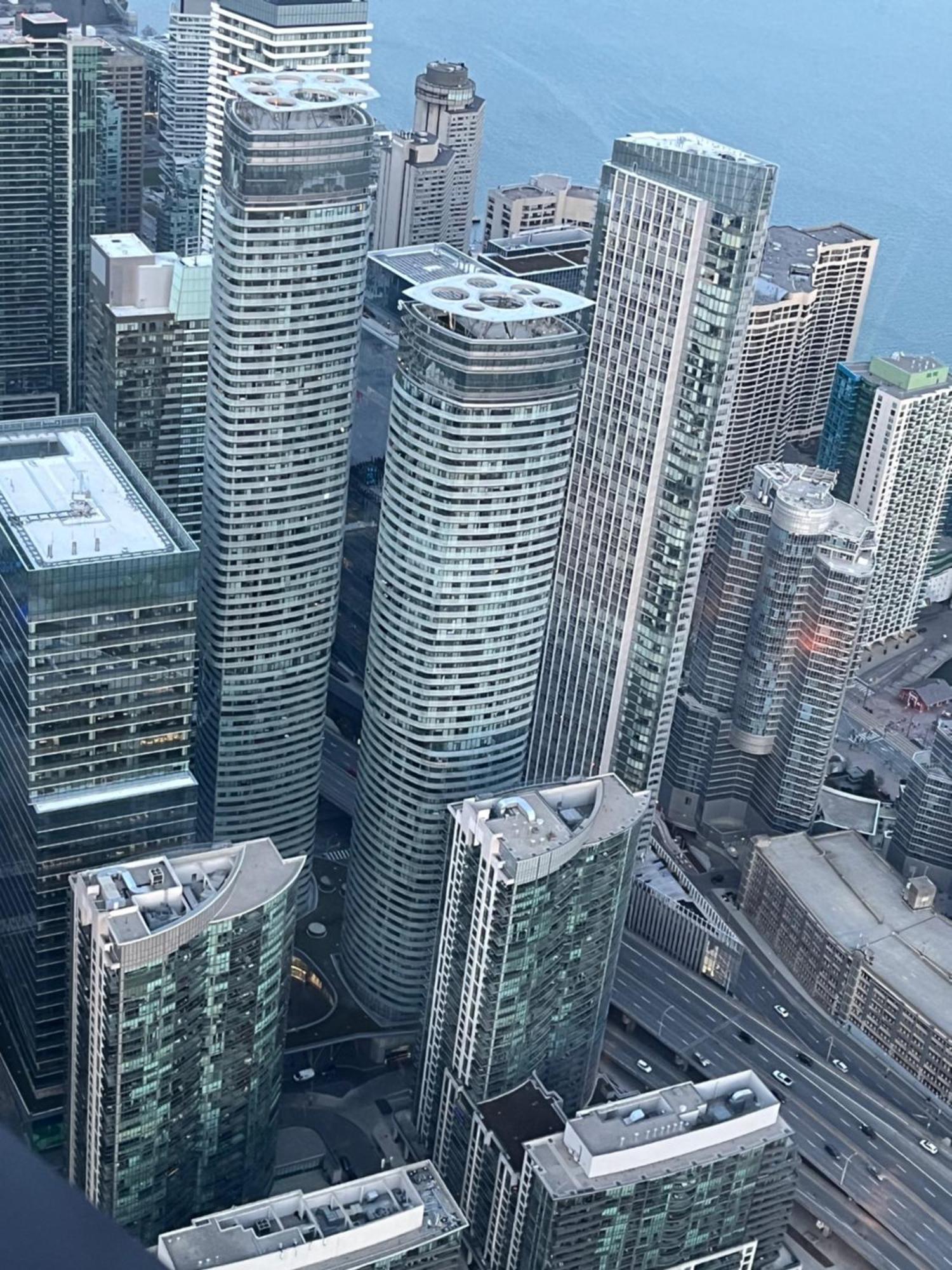 토론토 Magnificient View Next Cn Tower/Rogers/Union/Mtcc 아파트 외부 사진
