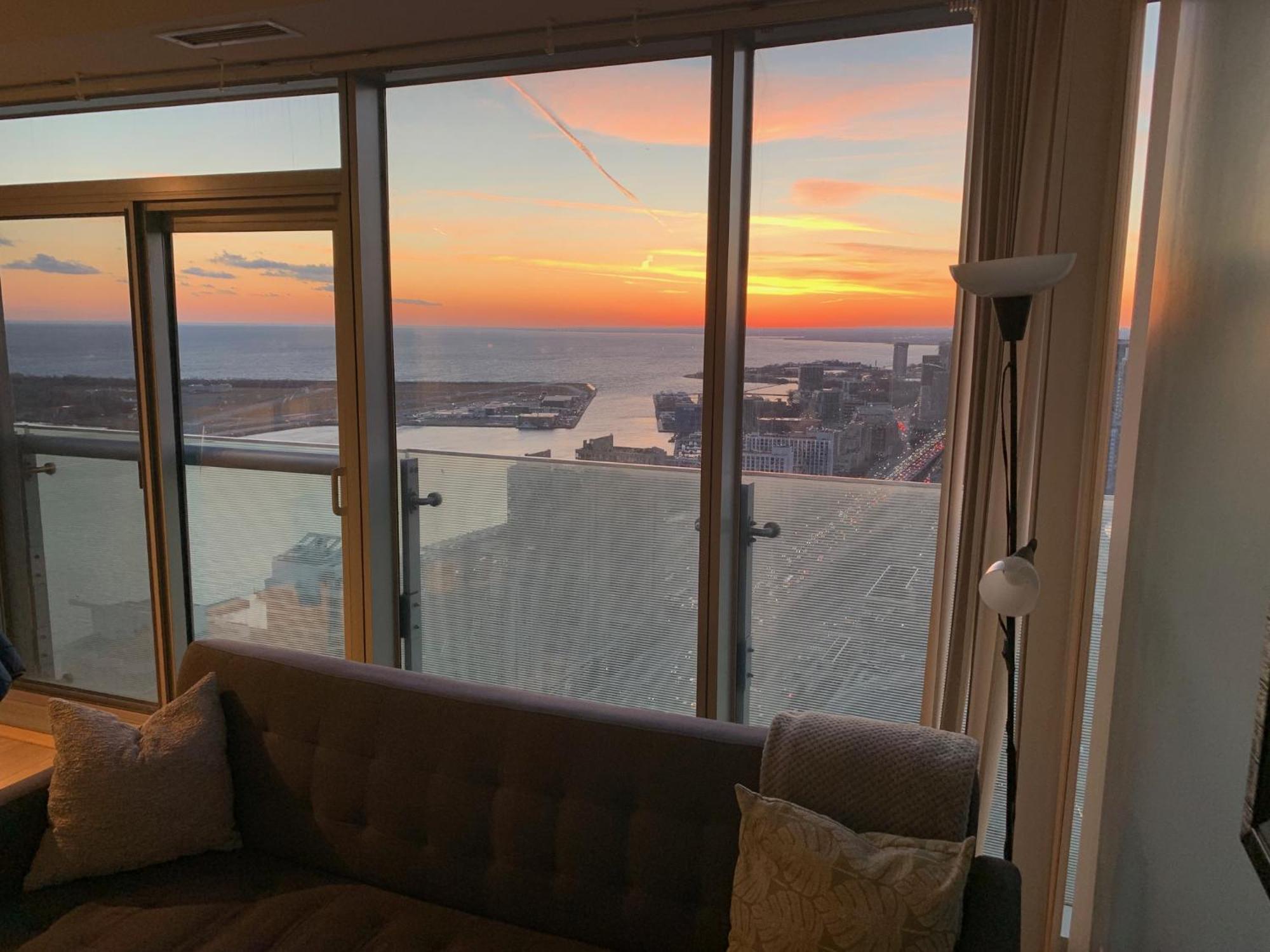 토론토 Magnificient View Next Cn Tower/Rogers/Union/Mtcc 아파트 외부 사진